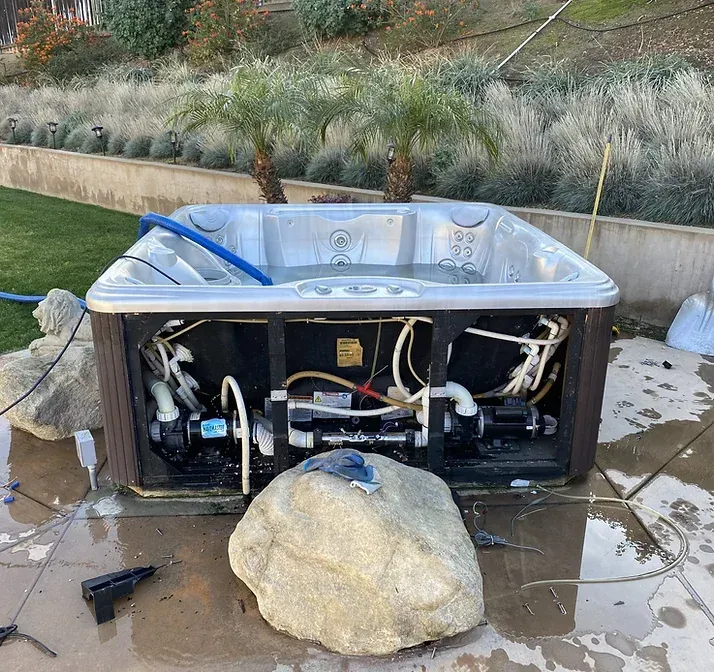 Hot tub removal by Dibs On Your Junk in Polk County FL